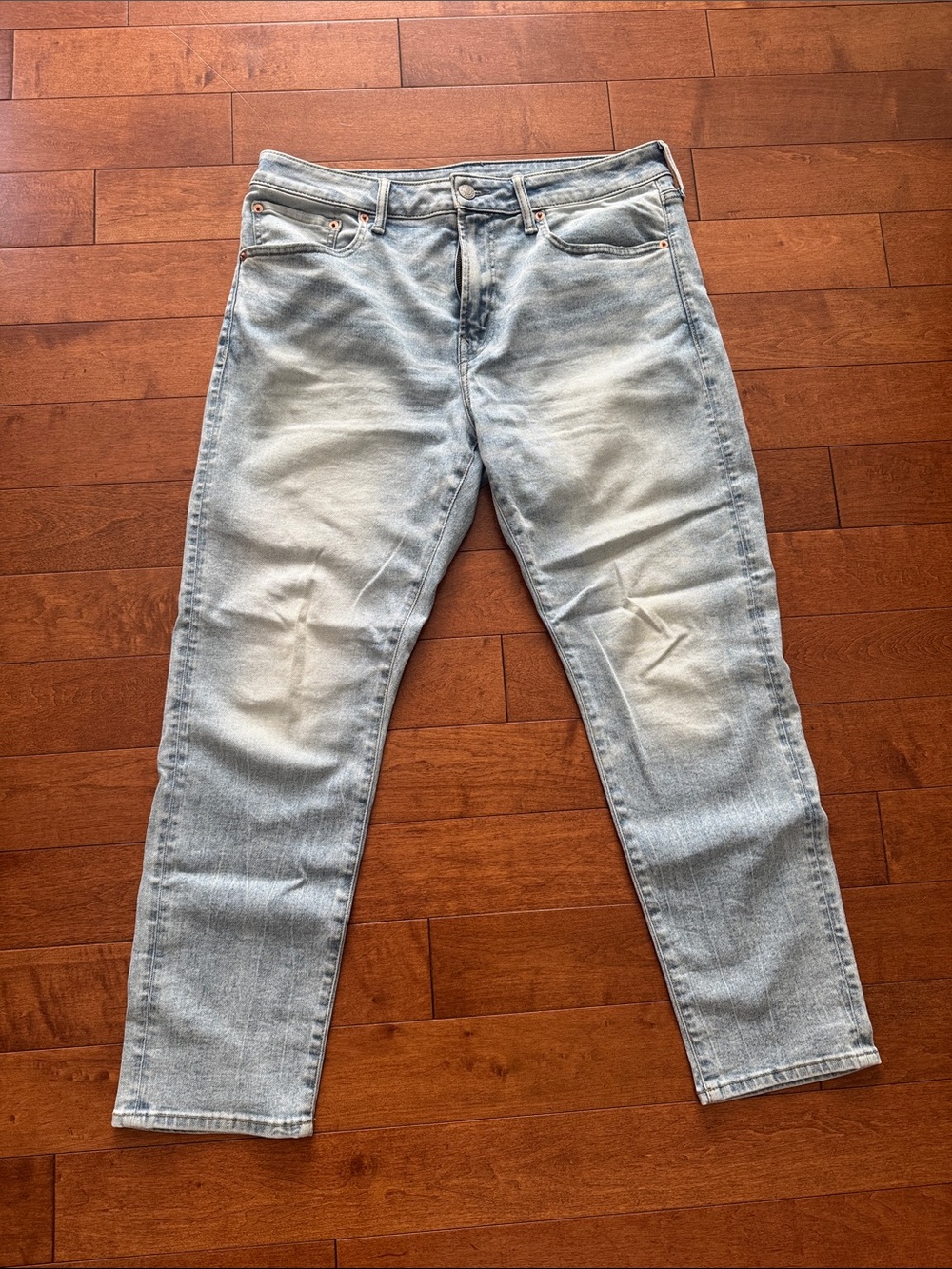 Men’s American Eagle Light Wash Athletic fit jeans 34x30